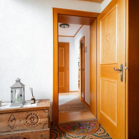 Ruhige Mit Balkon Und Kaiserblick Apartamento Schwoich
